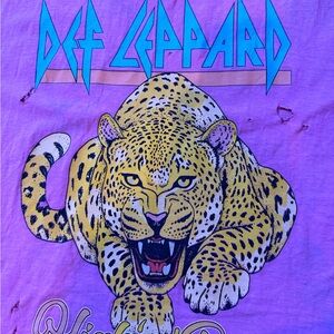 Def Leppard animal rock metal band tee shirt distressed vintage sz XL pink